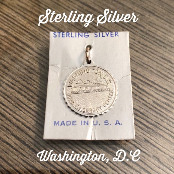 Vintage Sterling Silver Washington DC State Charm - Picture 1 of 9